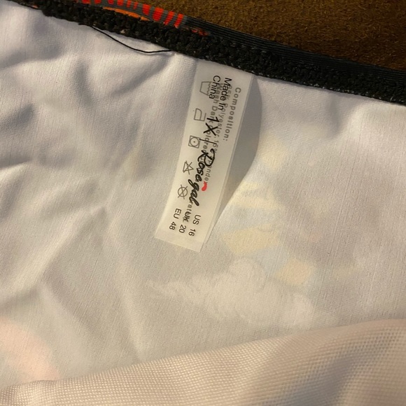 BNWT Swim Suit - Picture 3 of 4